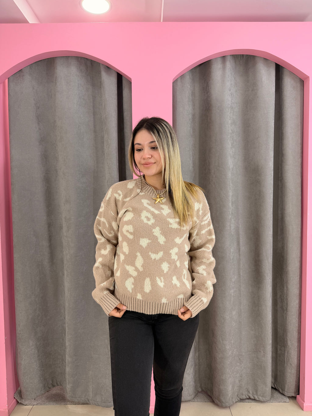 SWEATER