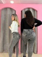 PITILLO GRIS TACHAS