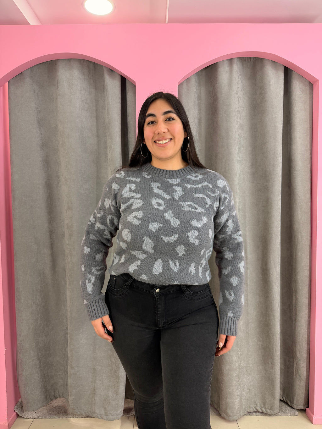 SWEATER