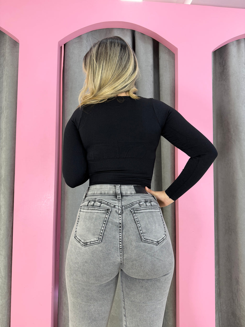 Skinny Gris